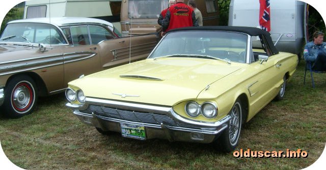 1965 Ford Thunderbird Convertible Coupe front